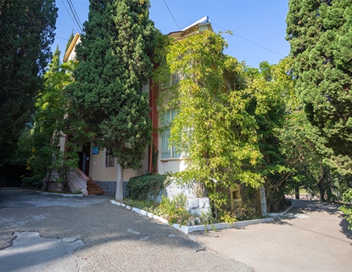 Санаторий «Алуштинский» Алушта