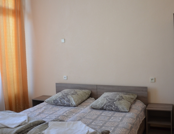 Стандарт 2 2-местный 2-комнатный корп.1 - Санаторий «Алуштинский» Алушта